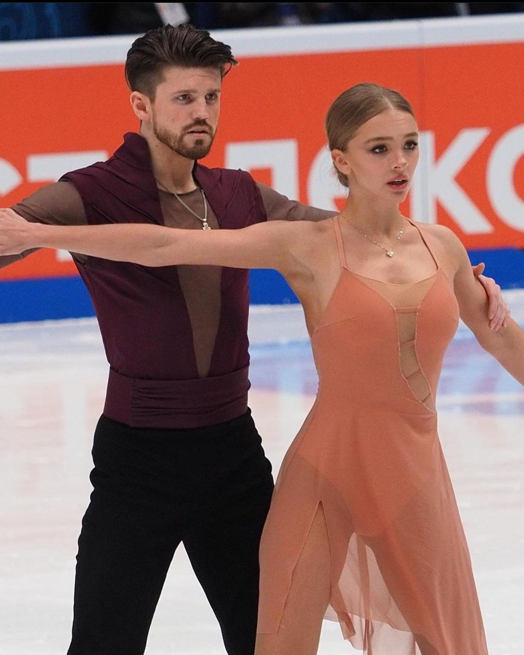 Alexandra Stepanova không chỉ gây ấn tượng bởi năng lực của mình mà còn khiến người ta phải ngợi khen vì vẻ đẹp như tranh vẽ.