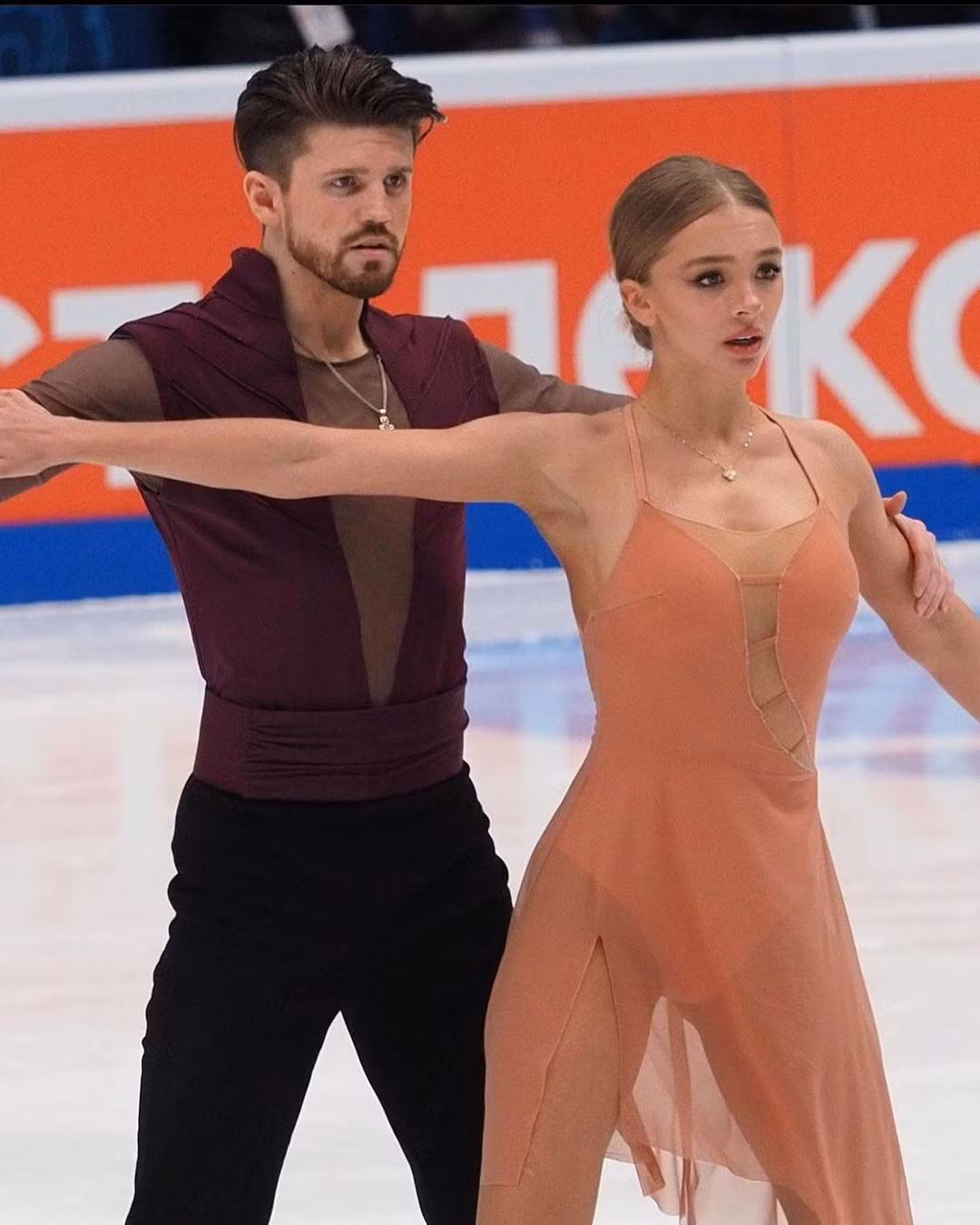 Alexandra Stepanova không chỉ gây ấn tượng bởi năng lực của mình mà còn khiến người ta phải ngợi khen vì vẻ đẹp như tranh vẽ.