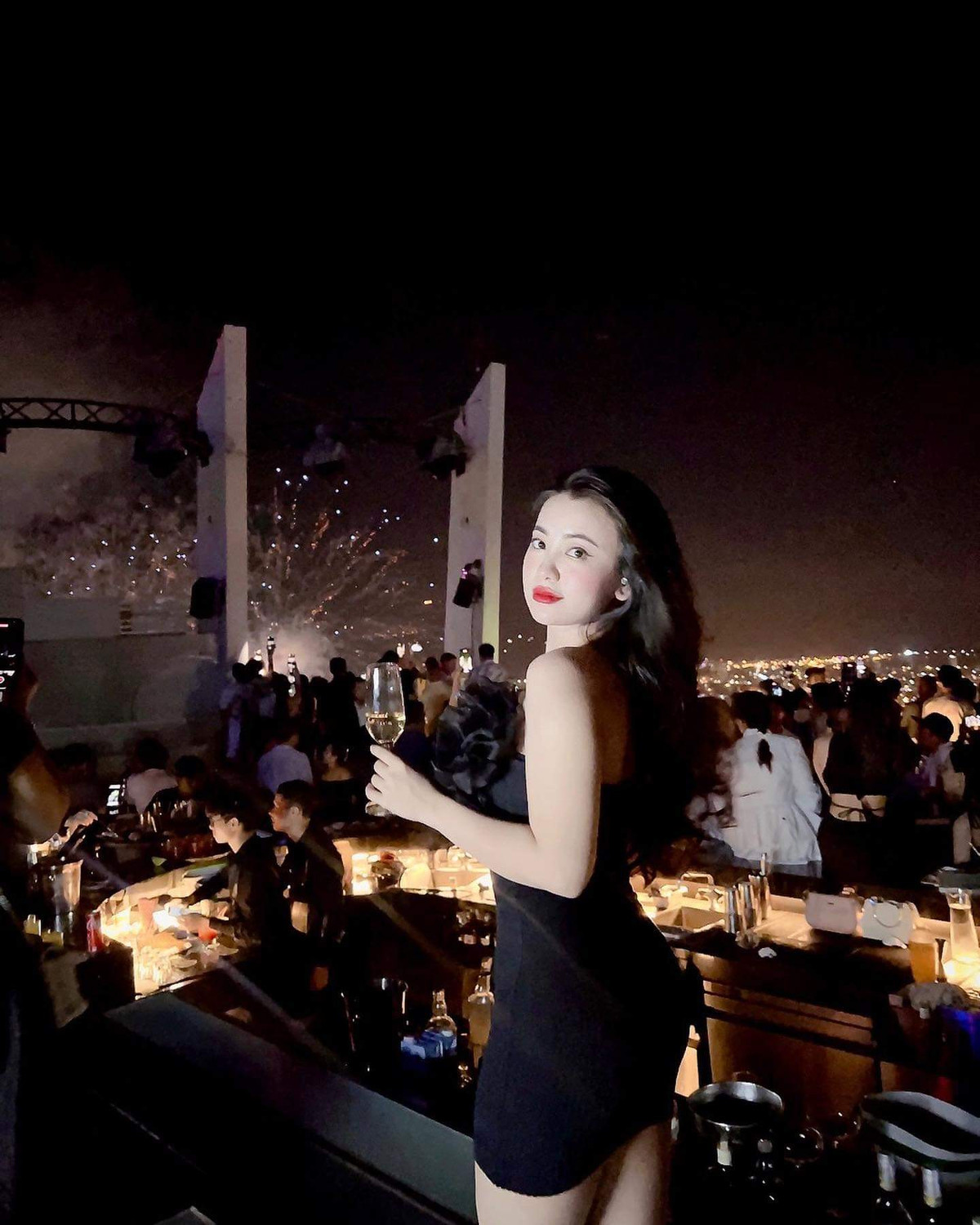 Rời khỏi vị trí MC cố định của chương trình "Mười vạn câu hỏi vì sao", Thúy Quỳnh may mắn có được bệ phóng vững chắc để phát triển sự nghiệp sau này.