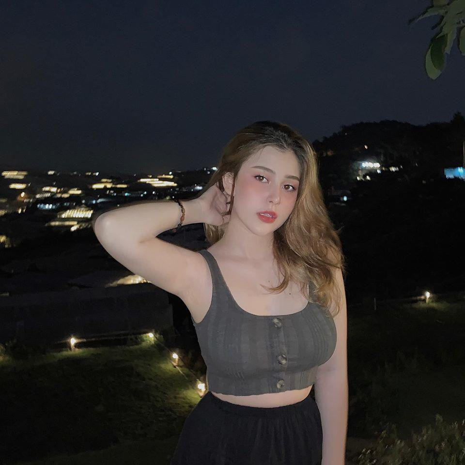 Đồng thời dân mạng cũng không quên lên án hành vi giả mạo ảnh nhạy cảm của người khác cũng như lan truyền chúng vì bất kì lý do gì mà trường hợp của Wilson Nhật Anh là một điển hình.