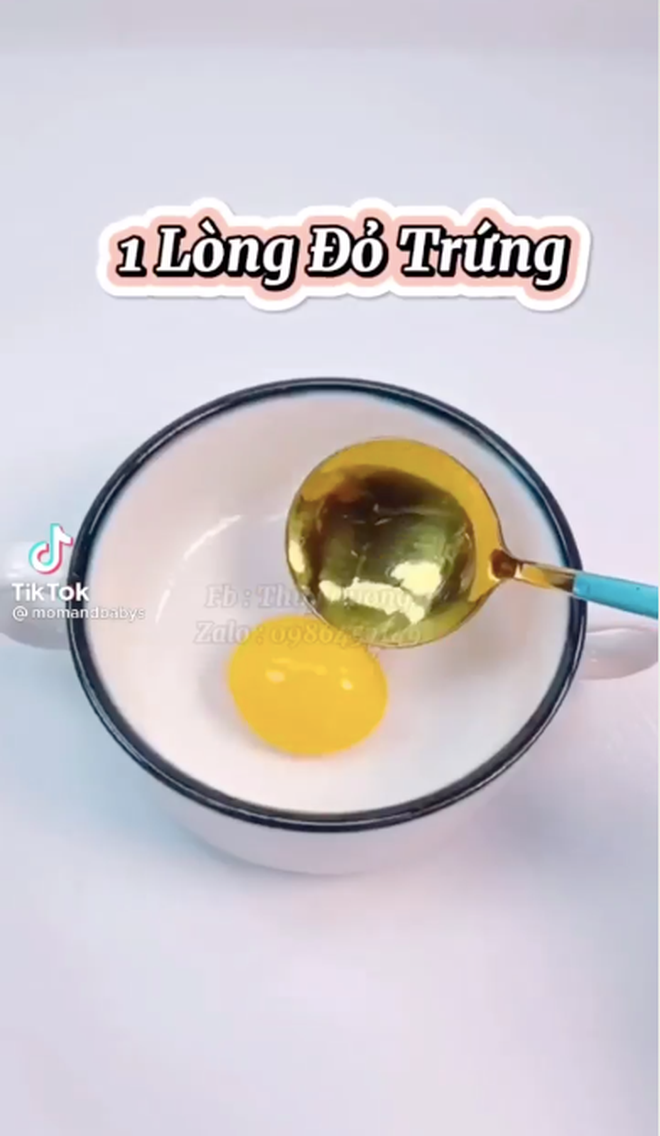 Mới đây, Khi nằm nhà rảnh rỗi lướt TikTok, một cô gái lưu lại một công thức làm mì sợi cực hay ho. Nhưng tới lúc áp dụng thì kết quả lại trở thành thảm họa nấu ăn khiến anh chồng cũng… hoảng hốt bỏ chạy.