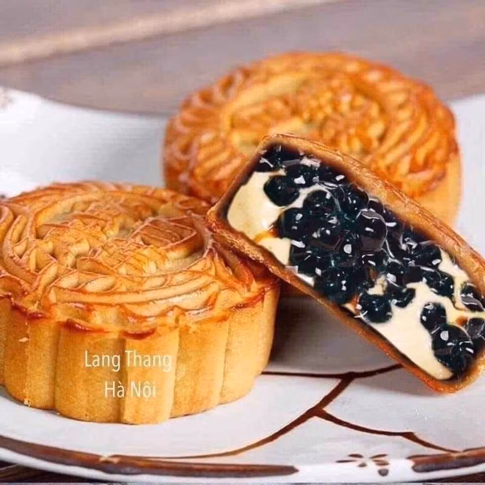 Các nhà chế ảnh còn bắt kịp xu hướng của giới trẻ thông qua món trà sữa trân châu đường đen