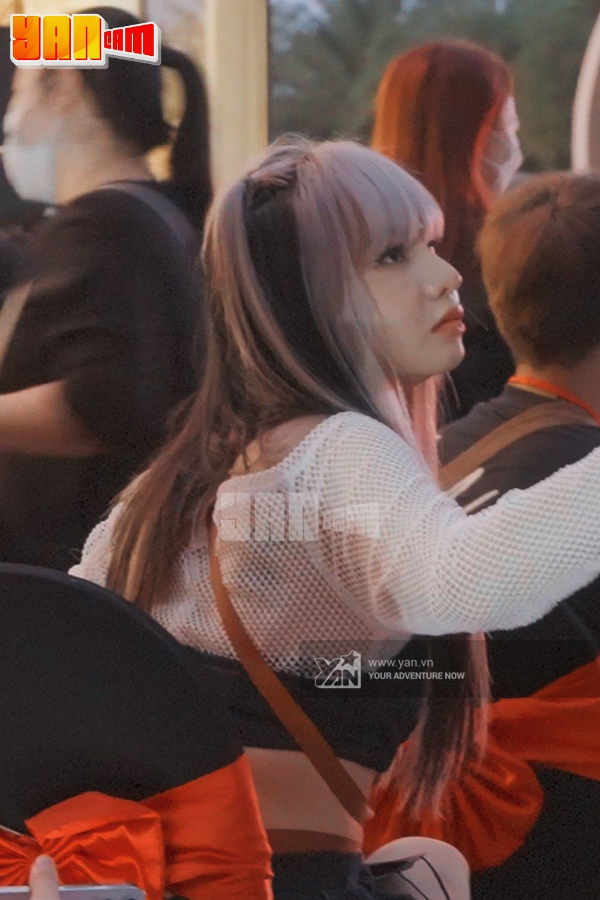 So với thời điểm chưa đụng chạm "dao kéo", ngoại hình của CiiN được nhận xét không có quá nhiều thay đổi ngoại trừ phần mũi thon gọn hơn. Ảnh: YAN