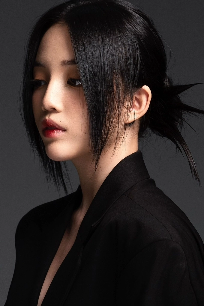 Linh Ngọc Đàm cực khác, body miễn chê thần thái "đỉnh của chóp" Linh Ngoc Dam cuc khac, body mien che than thai