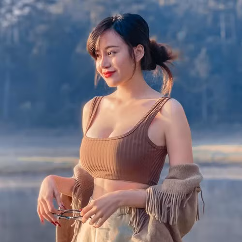 Cũng chính vì lời đáp, nhiều người đã vào "thả cảm xúc" đồng tình với bình luận này của bà Tưng.