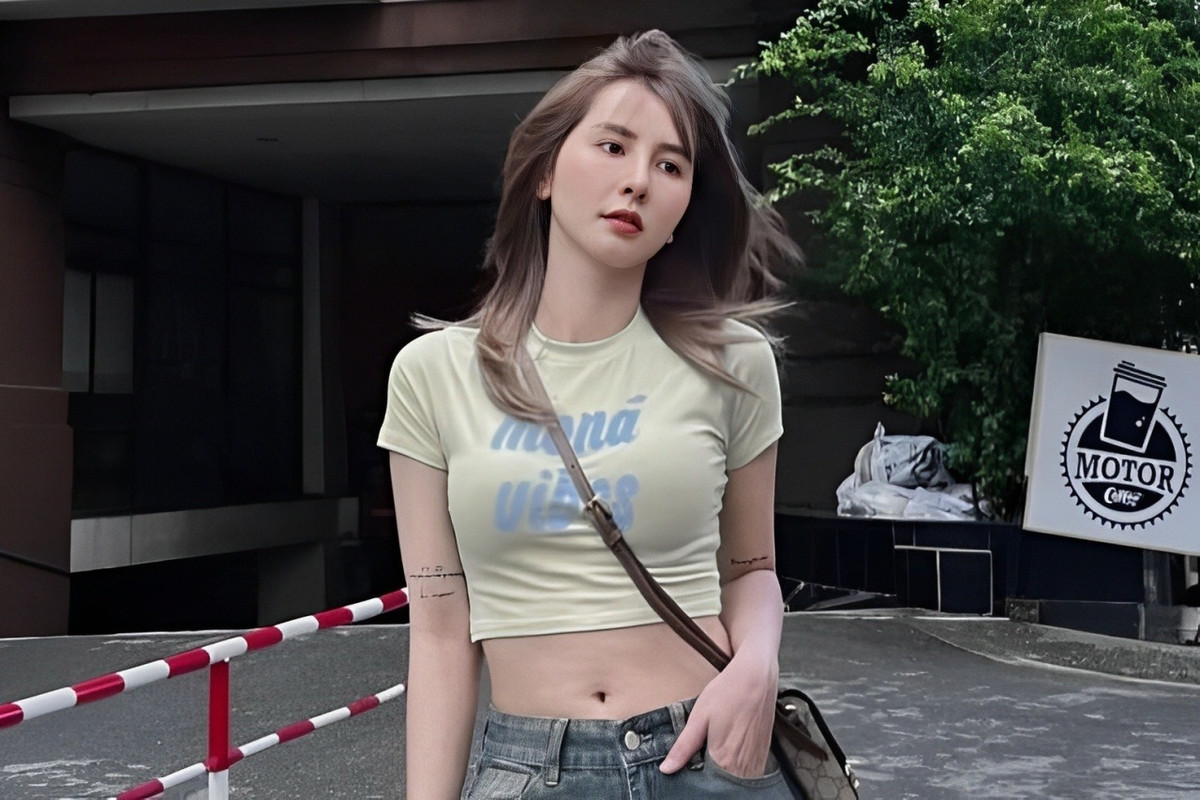 Nổi tiếng trong cộng đồng CCTalk sau đó lấn sân sang streamer, Ngân Sát Thủ (Huỳnh Kim Ngân, sinh năm 1994) được yêu mến nhờ có ngoại hình xinh xắn và lối nói chuyện ngọt ngào.