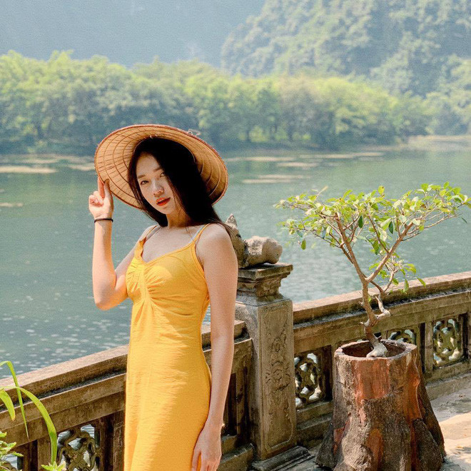 Trước khi làm tiếp viên hàng không, Dương Thu Thảo từng có thời gian thử sức với lĩnh vực người mẫu ảnh.