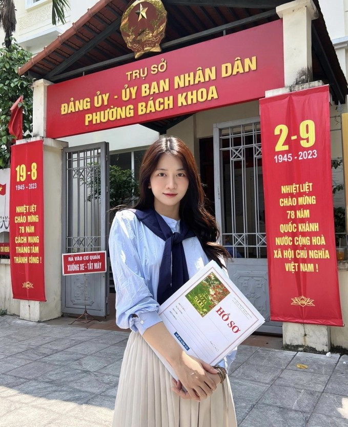 Thời gian gần đây, sự thay đổi của Lê Bống cũng nhận được những đánh giá tích cực của người hâm mộ.