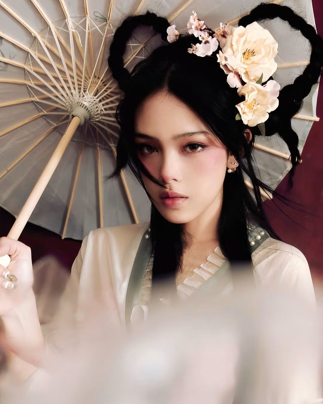 Bên cạnh là 1 game thủ, Demiumiu còn thường xuyên có những màn cosplay thu hút được sự chú ý của nhiều người.