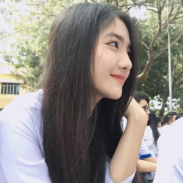 Ngoài nhan sắc kẹo ngọt, Mỹ Kiều cao 1m68 và có cân nặng 46 kg nên sở hữu thân hình chuẩn người mẫu.