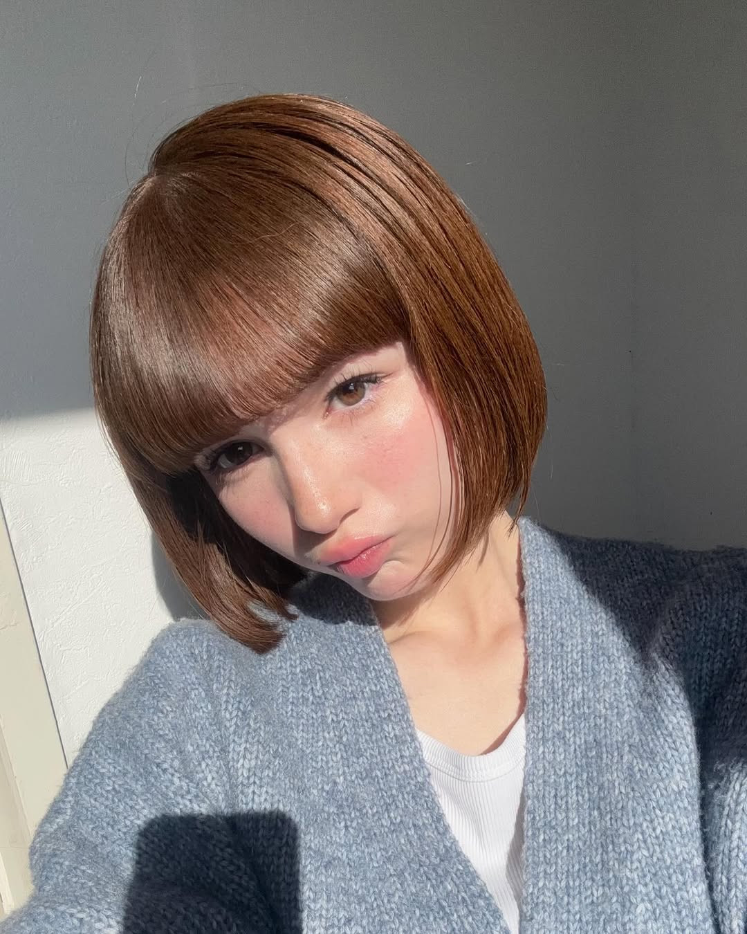 Nhan sắc của Alice Robins được đánh giá giống tới 99% với hot girl Xoài Non.