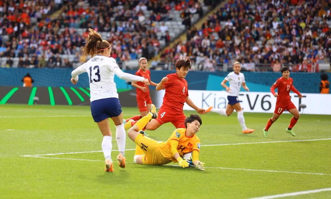 Thua 3-0 truoc DKVD My, doi tuyen nu Viet Nam thi dau qua cam-Hinh-6