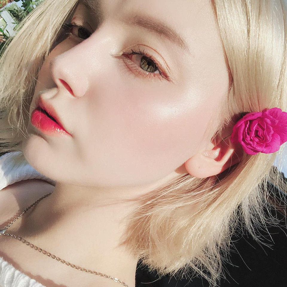 9X cũng thích những cuốn sách cho người đọc nhiều lời khuyên bổ ích.