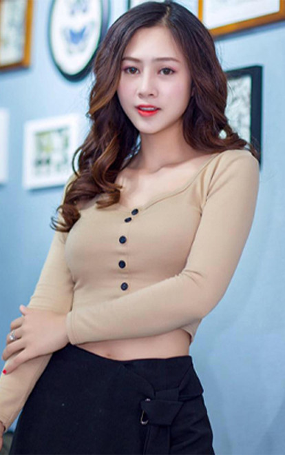 Yến Xôi là cái tên đình đám với hàng loạt series như Làng Ế Vợ, Loa Phường TV, Đại Gia Chân Đất,... Thế nhưng cô nàng lại sớm theo chồng bỏ cuộc chơi.