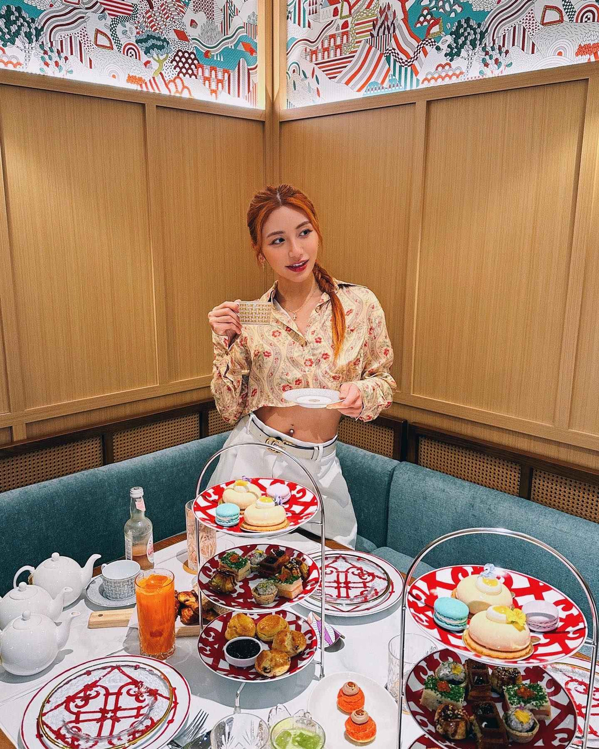 Càng lớn, Calista càng nhận được nhiều lời khen về nhan sắc. Cô nàng thừa hưởng nét đẹp nhẹ nhàng, nữ tính và phong thái thanh lịch, sang trọng của mẹ.