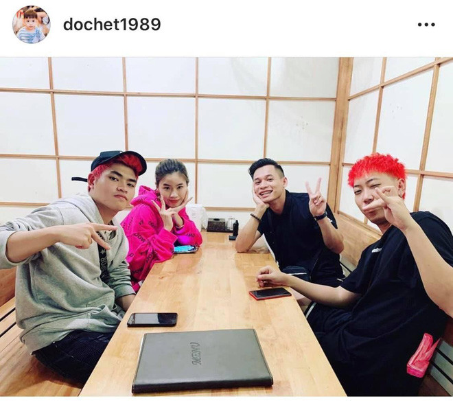 Nhiều người để lại bình luận, màn xuất hiện này của Pháo, QNT và Tez với streamer Độ Mixi gần như khẳng định chắc chắn màn hợp tác cho sản phẩm Tộc Ca phần 2.