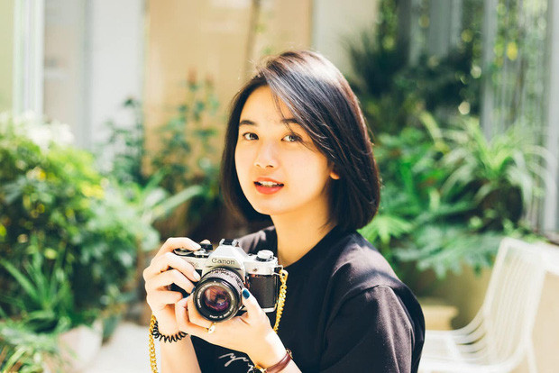 Chứng kiến cảnh nhiều bạn trẻ 19-20 tuổi thời gian vừa qua liên tục khoe chiến tích mua nhà, mua xe, Xuân thấy ngưỡng mộ. Tuy nhiên, theo cô bạn, mỗi người đều có một mốc thời gian khẳng định bản thân khác nhau.