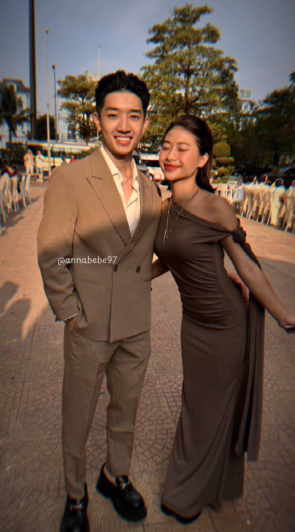 Ngoài ra, chuyện tình của Louis Phạm và bạn trai Việt kiều cũng nhận về nhiều bình luận trên mạng xã hội.