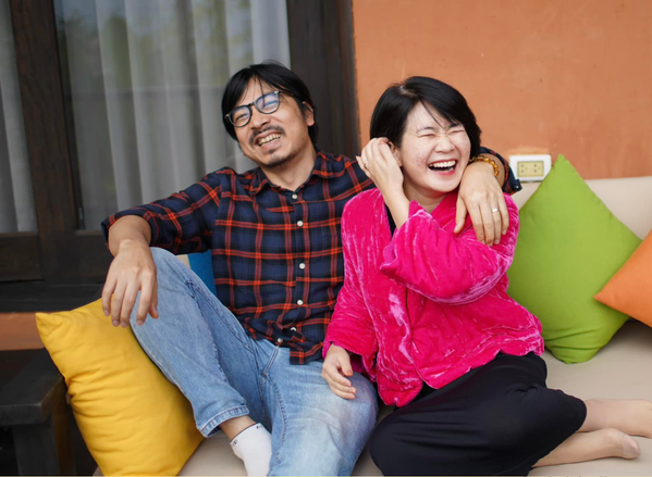 Tuy nhiên, khi đang trên đỉnh cao sự nghiệp, anh Dũng lại lựa chọn lui về sau, dành nhiều thời gian cho gia đình hơn, ít khi xuất hiện trên sóng truyền hình.