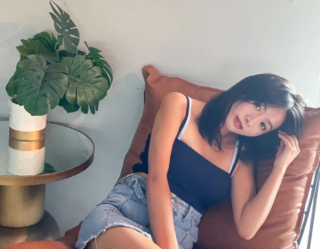 Sau khi ra mắt ca khúc đầu tiên do mình sáng tác, Kiki Tam nhận nhiều lời khen từ giới truyền thông và khán giả.