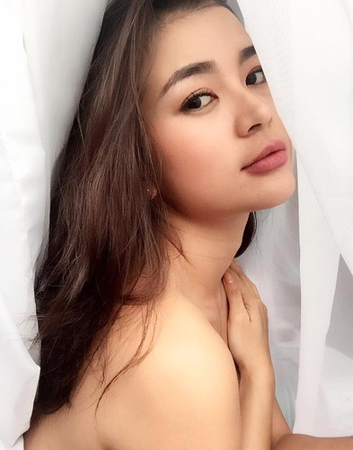 Dù bận rộn với lịch bay khá dày đặc nhưng Diệu Thuý không bao giờ bỏ bê bản thân.