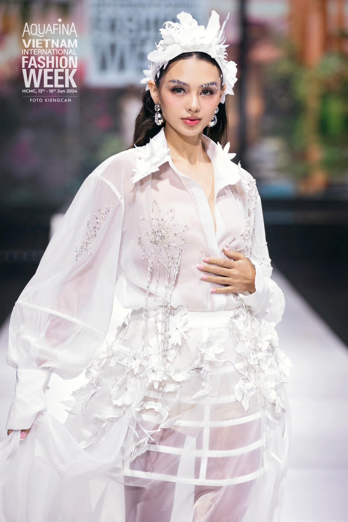 Dianka thông minh xử lý tình huống.