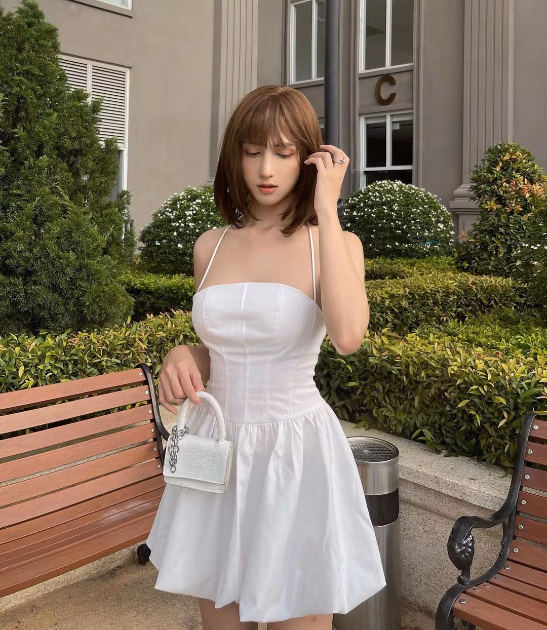 Gái xinh chuyển giới được khen vui tính, dễ thương, luôn phản ứng nhẹ nhàng mỗi khi nhận được câu hỏi về giới tính.