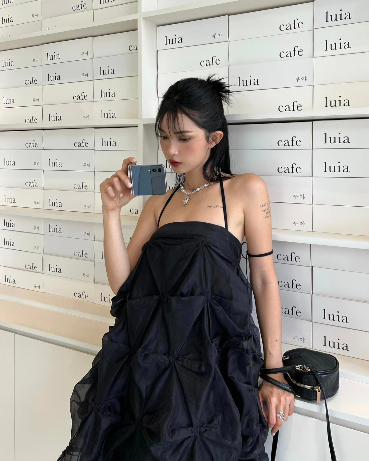 Kỳ Hân từng chia sẻ mình ăn mặc rất ngẫu hứng và đa dạng.