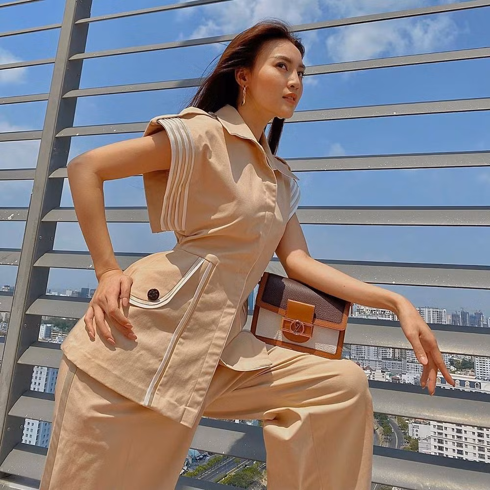 Sau lệnh cách ly toàn xã hội của Thủ tướng Chính phủ, dàn mỹ nhân Việt hạn chế ra đường. Nhưng ở nhà với họ cũng không phải là chán khi nghĩ ra vô vàn các trò hay để update tình hình với fan.