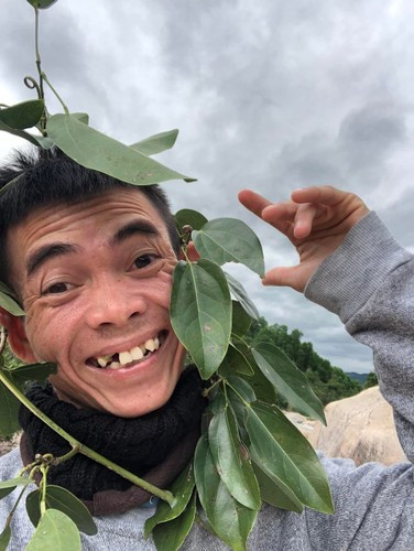 Chính vì thế So Y Tiết khẳng định mình “làm YouTube chỉ vì đam mê” chứ không như nhiều người vẫn đồn anh kiếm tiền tỷ từ mạng xã hội này.