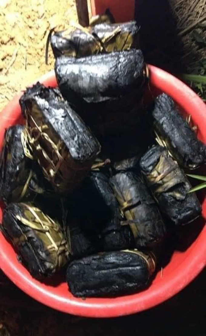 Bánh chưng hệ bóng đêm