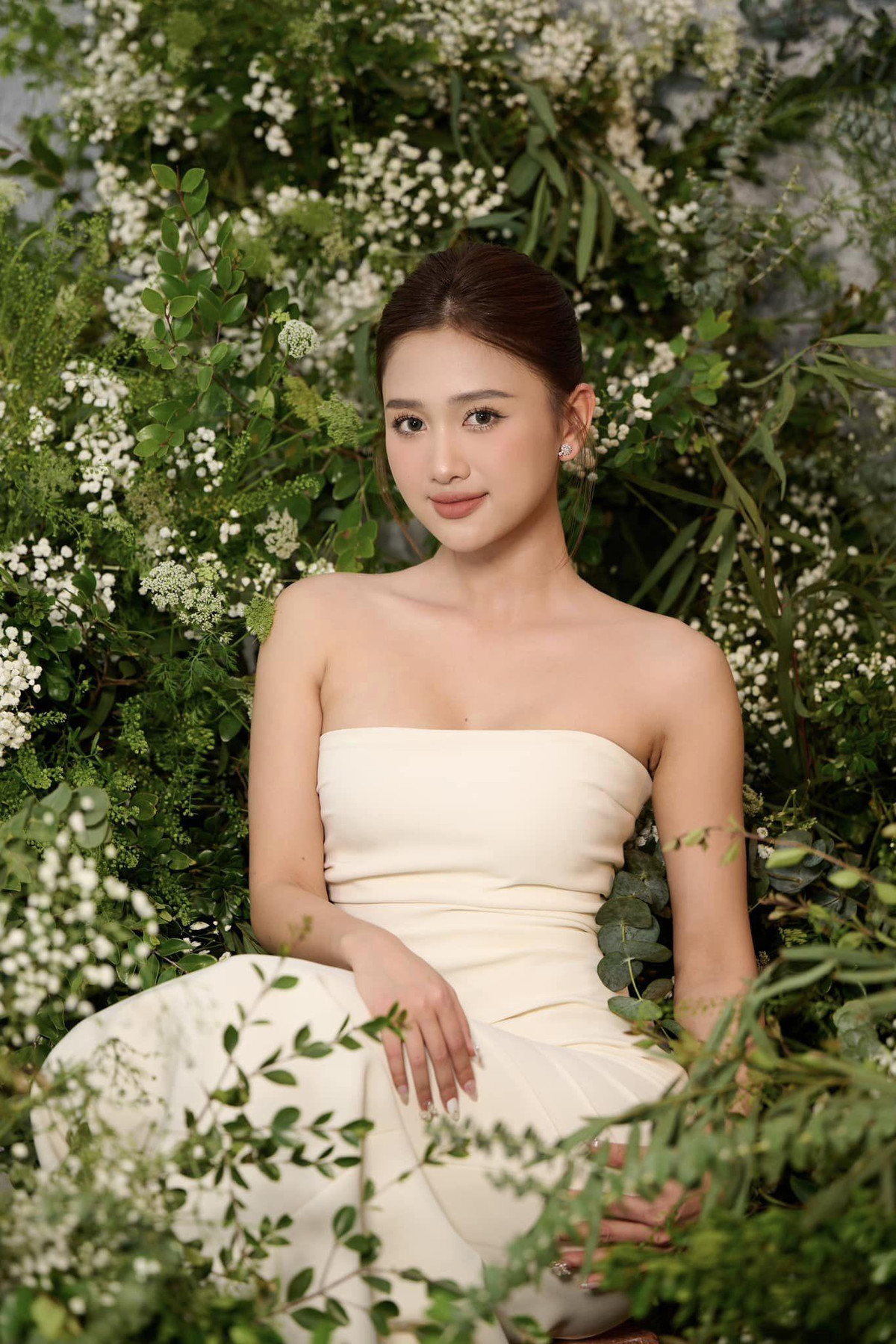 Thu Hương từng được mời tham gia diễn xuất trong MV Ai chung tình được mãi, Sai cách yêu, Khắc cốt ghi tâm, Rời xa em…