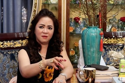 Trong 6 tháng vừa qua, bà Phương Hằng trở thành cái tên nổi tiếng trên mạng với những phát ngôn "cực gắt".