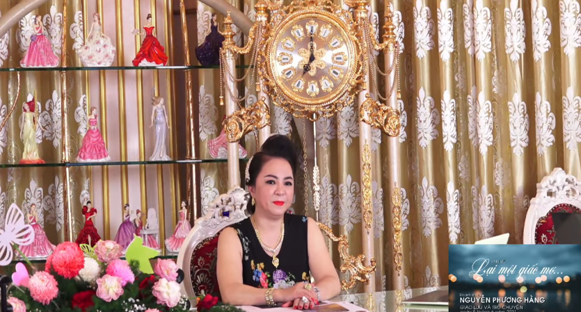 Bà Nguyễn Phương Hằng viết: "Tôi đã từng nói rất rõ trên sóng livestream của mình! Chuyện nào ra chuyện đó! Phi Nhung cũng là một con người, và tôi không bao giờ có suy nghĩ như vậy. Tôi vẫn cầu chúc cho Phi Nhung vượt qua cơn bệnh và trở lại với cuộc sống khỏe mạnh. Đó la lời thật lòng từ tôi!".