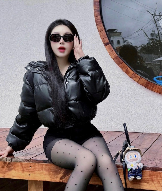 Được biết cô nàng tên thật là Thanh Phương, từng có thời gian hoạt động streamer trên nền tảng Nimo TV.