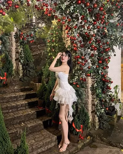 Ngọc Lan từ chối chia sẻ về món quà đặc biệt củ mình dịp Valentine vừa qua.