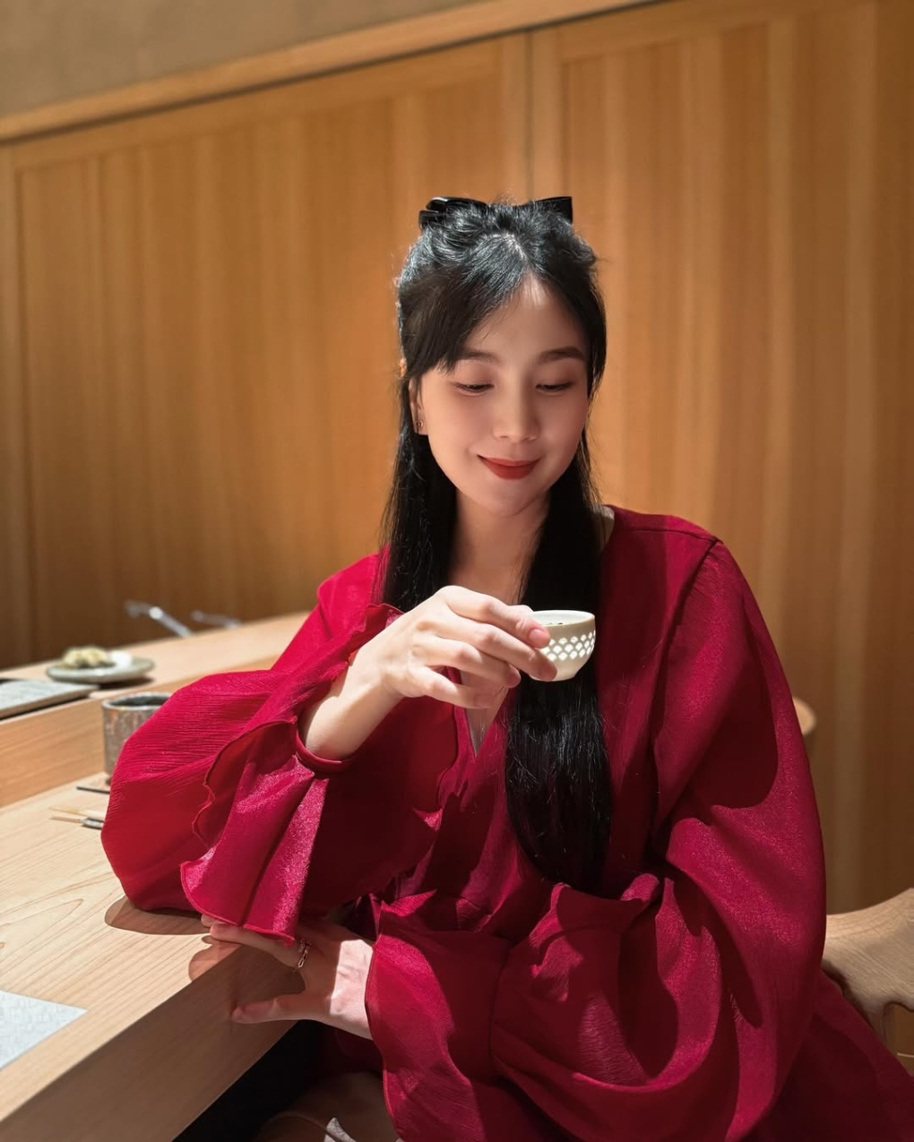 Sau khi kết hôn với doanh nhân Quốc Thắng, đây là năm đầu tiên vợ chồng nữ MC đón năm mới cùng nhau.