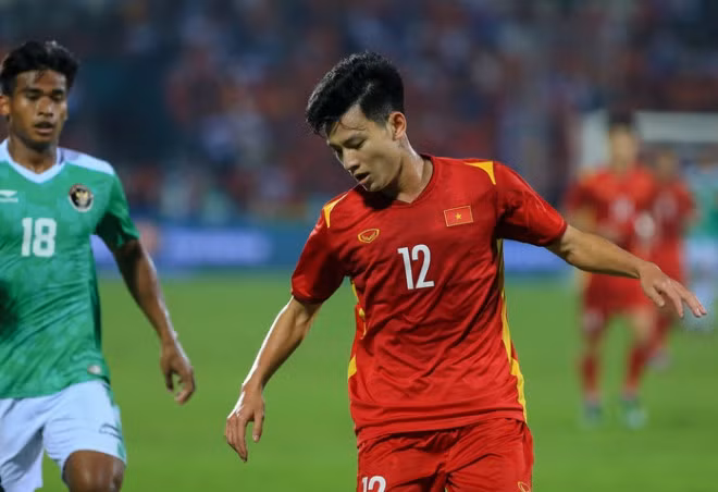 Khi không khoác áo thi đấu, Phan Tuấn Tài thường chọn cho mình phong cách ăn mặc đơn giản, thoải mái song không kém phần trẻ trung.