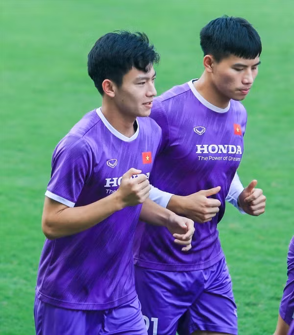 Cách đây hai năm, Tuấn Tài là thủ khoa kì thi tuyển sinh ĐH Chính quy 2020, hiện đang theo học trường ĐH Sư phạm Thể dục Thể thao Hà Nội.