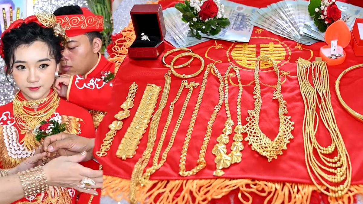 Số vàng này là quà cưới được 2 bên gia đình, đặc biệt là chị gái cô dâu trao tặng cho cặp đôi trong dịp đặc biệt.