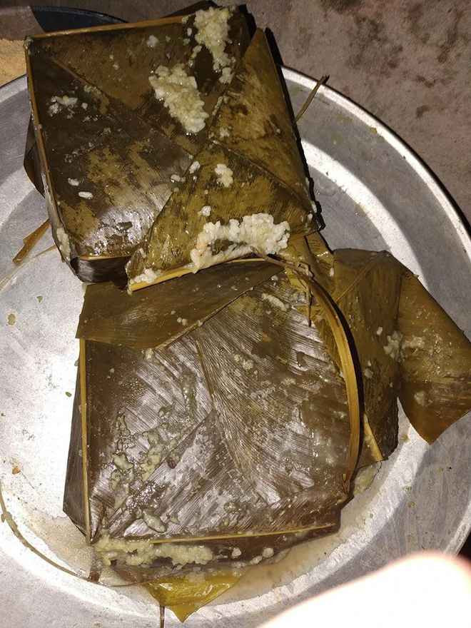 Bánh chưng luộc kiểu này thì cúng làm sao?