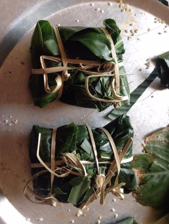 Cũng vì lẽ này mà không phải ai cũng có khả năng được giao trọng trách này. Tuy nhiên các thanh niên "bon chen" vẫn nằng nặc đòi gói bánh và tạo ra những thảm họa thế này đây.