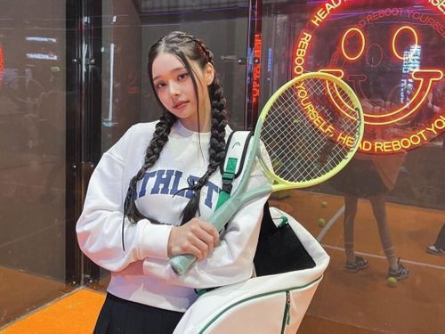 Song Ji A mới đây đã đăng loạt ảnh tại sự kiện của một thương hiệu thời trang thể thao tổ chức tại Hàn Quốc nhận về nhiều sự quan tâm.