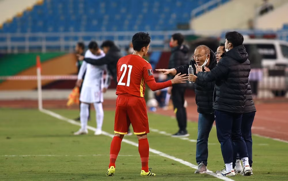 Ha dep Trung Quoc, doi tuyen Viet Nam li xi lon cho NHM-Hinh-4