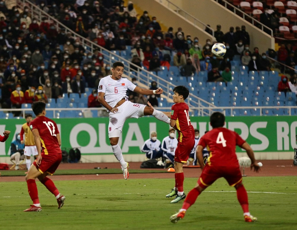 Ha dep Trung Quoc, doi tuyen Viet Nam li xi lon cho NHM