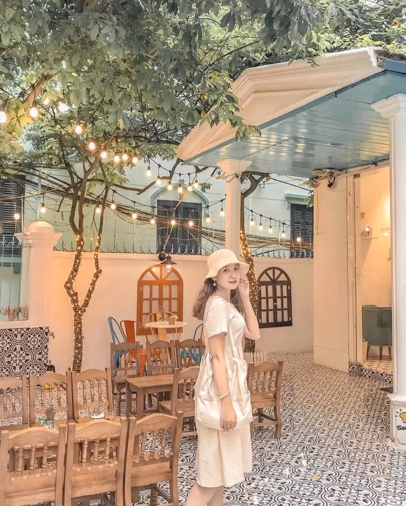 Timeline Cafe được biết đến như một “Đà Lạt thu nhỏ”, có khá nhiều góc đẹp để sống ảo.