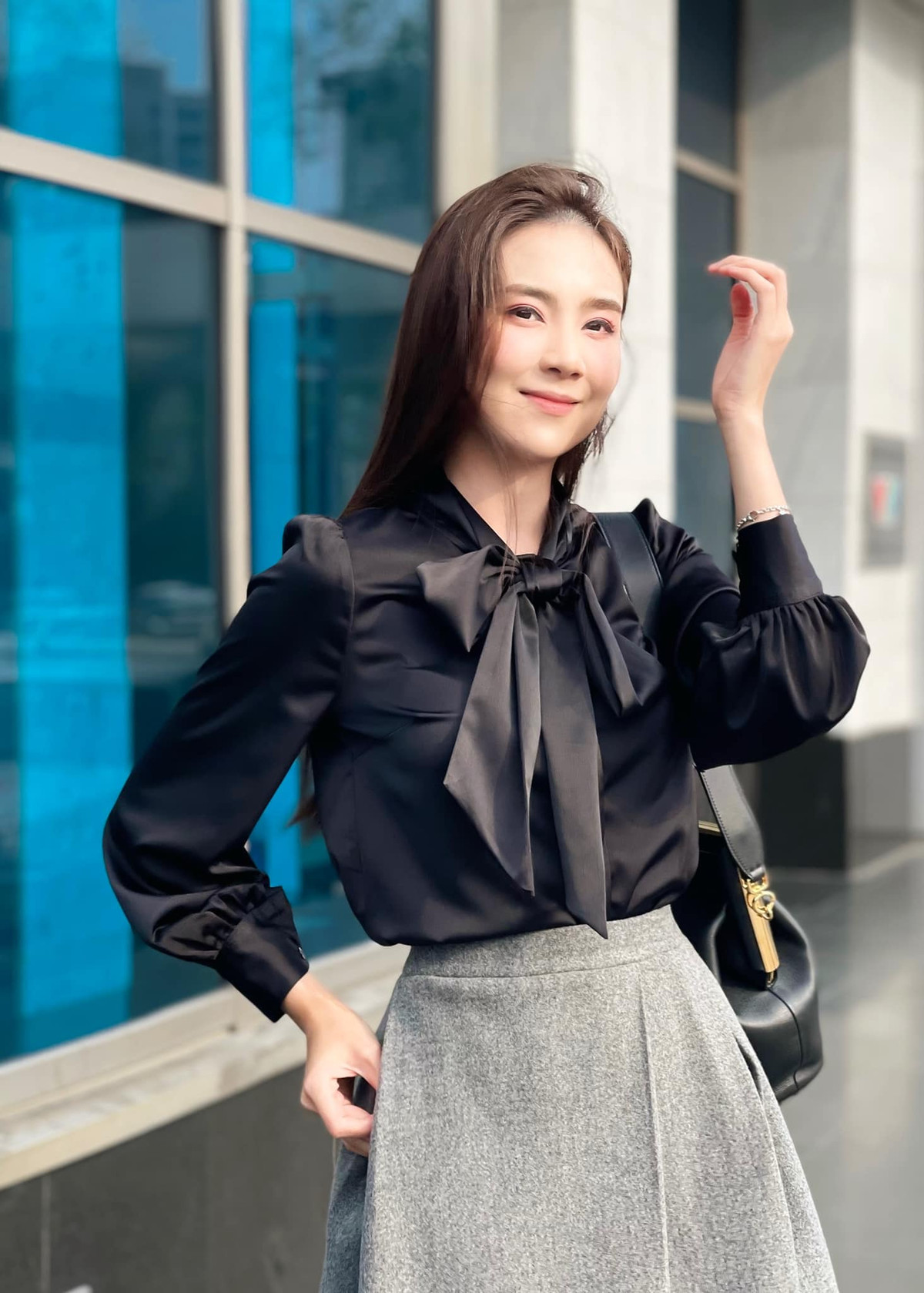 Khi thì nữ tính, lúc lại nóng bỏng, Mai Ngọc cũng chẳng ngần ngại diện bikini khoe 3 vòng có số đo cực chuẩn. Nhiều người thậm chí nhận định, nữ MC có vẻ ngoài chẳng kém cạnh hot girl.