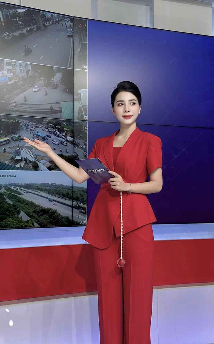 Mới đây, Như Quỳnh còn xuất sắc giành ngôi vị Á khôi Hà Nội 2023 tại cuộc thi Miss &amp; Mister Hà Nội 2023.