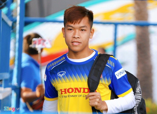 Đây là lần đầu từ khi chơi cho các đội tuyển quốc gia từ U16 tới U19, Hữu Thắng có vinh dự mang số áo này.