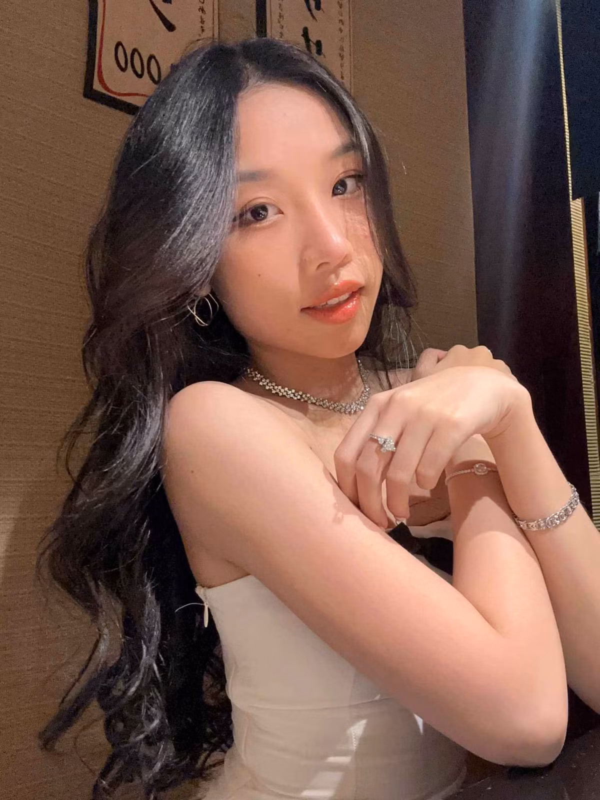 Mới đây, Thùy Dung bất ngờ xuất hiện ở Rap Việt mùa 4 với rapname Shayda. Phần thi của cô nàng có khá nhiều ý kiến trái chiều khi cho rằng cô nàng chủ yếu khoe kỹ năng hát còn rap chỉ là một phần nhỏ.